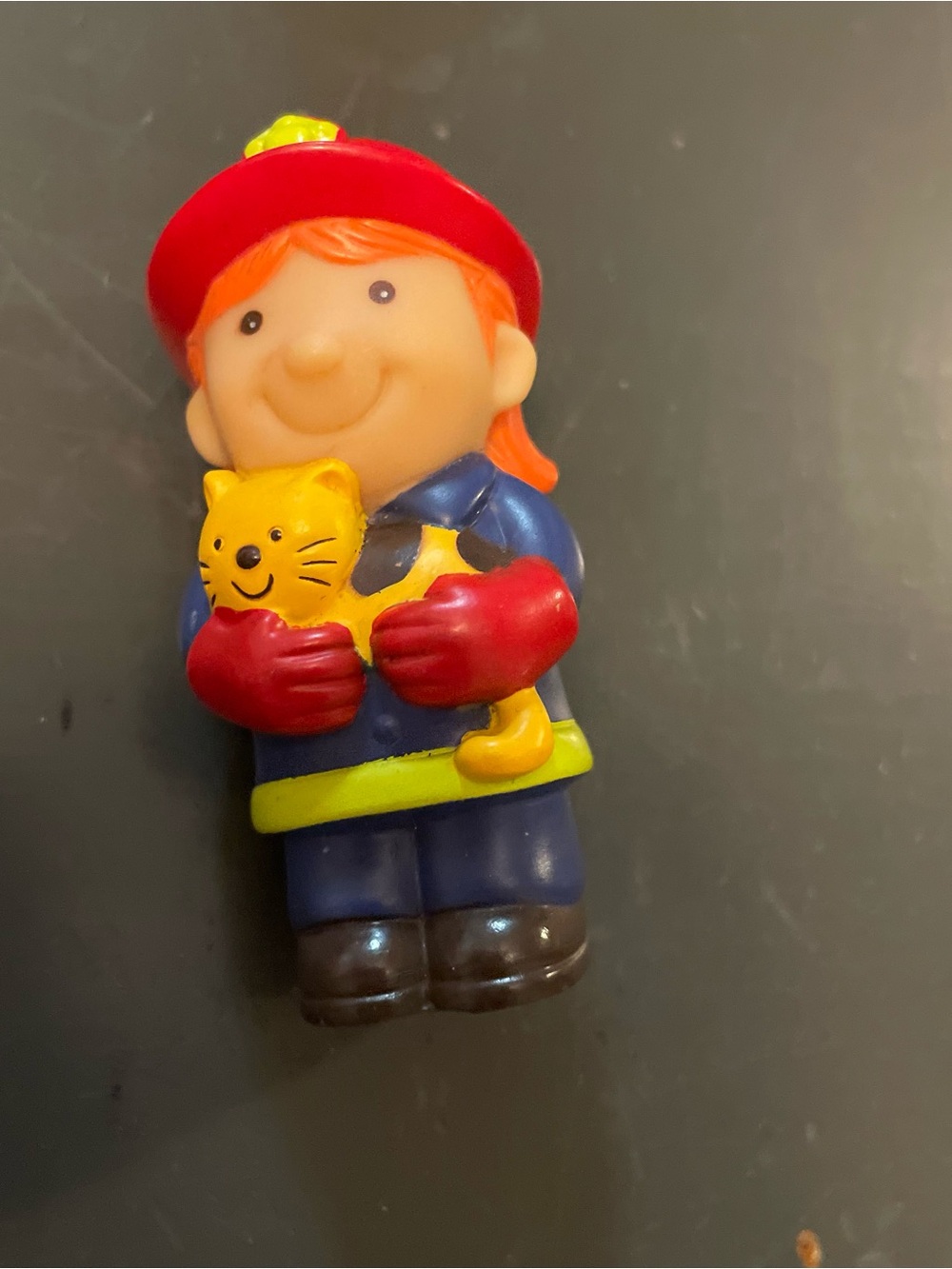 BATTAT GIRL FIREFIGHTER WITH CAT ADVENTURE HERO FIGURE WOMAN FIRE FIGHTER TOY